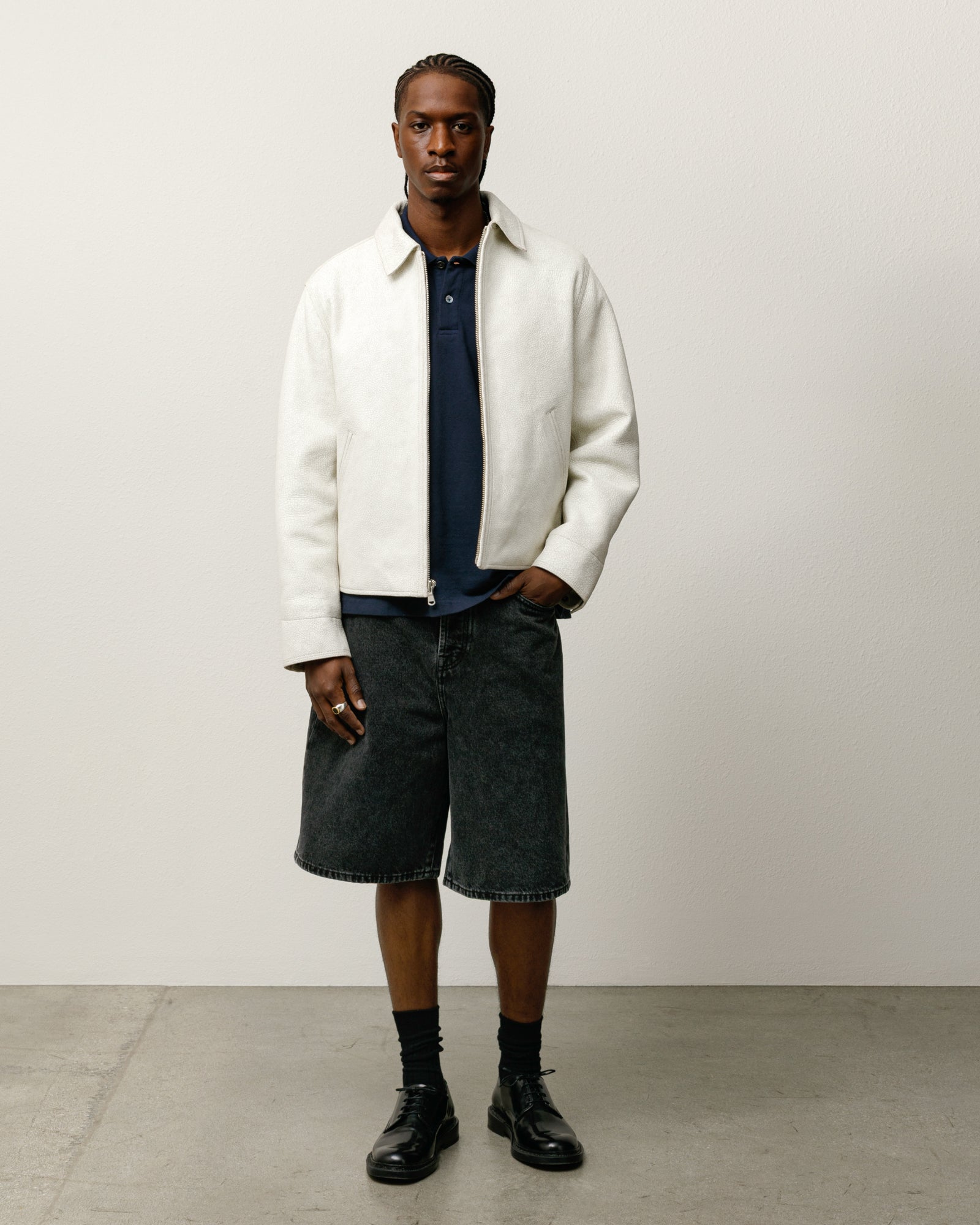 パンツ STUSSY BIG OL' SHORT LEATHER 30 Stussy Big Ol Leather Shorts | Urban Outfitters