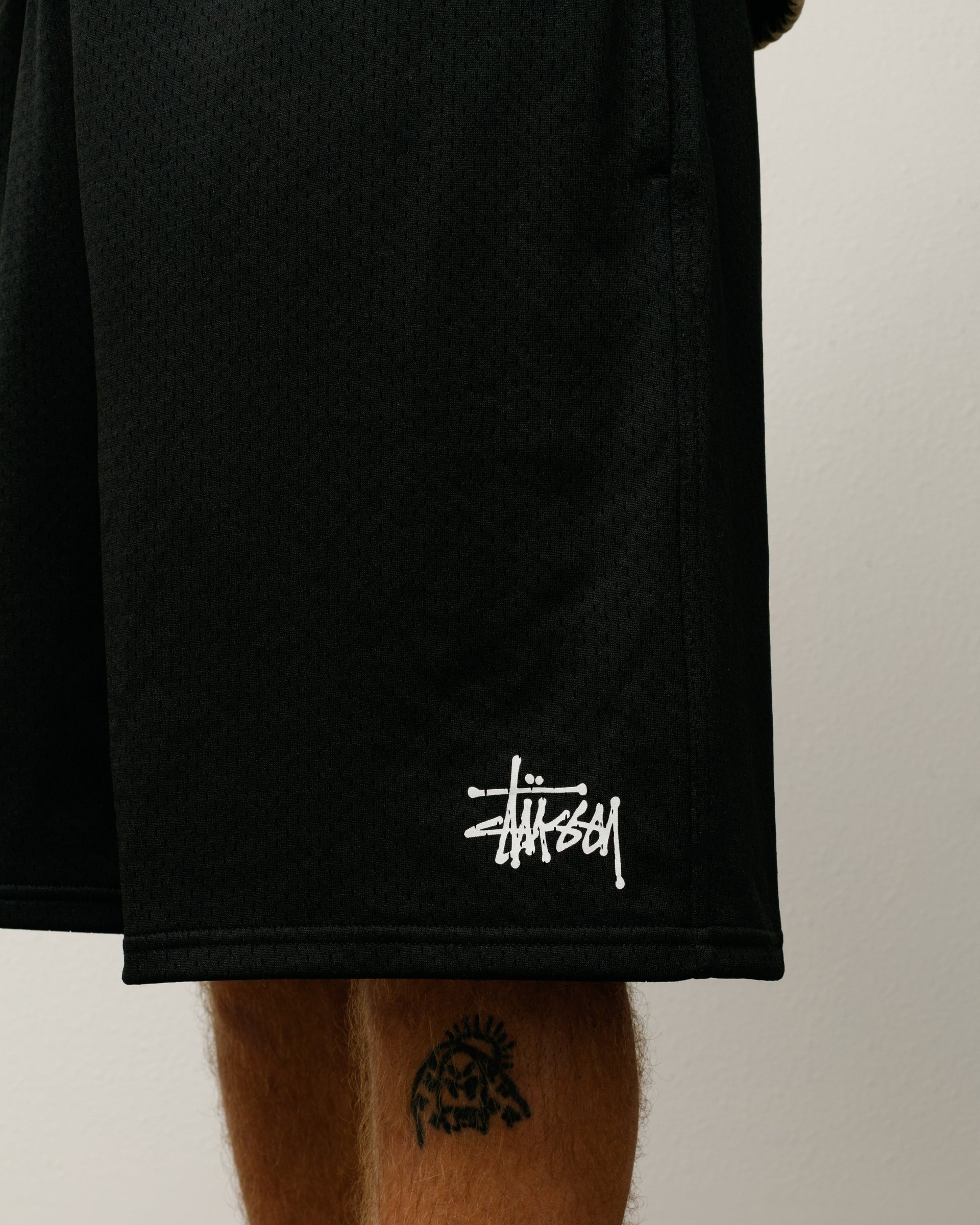 Mesh Short Basic Mens Regular In Black