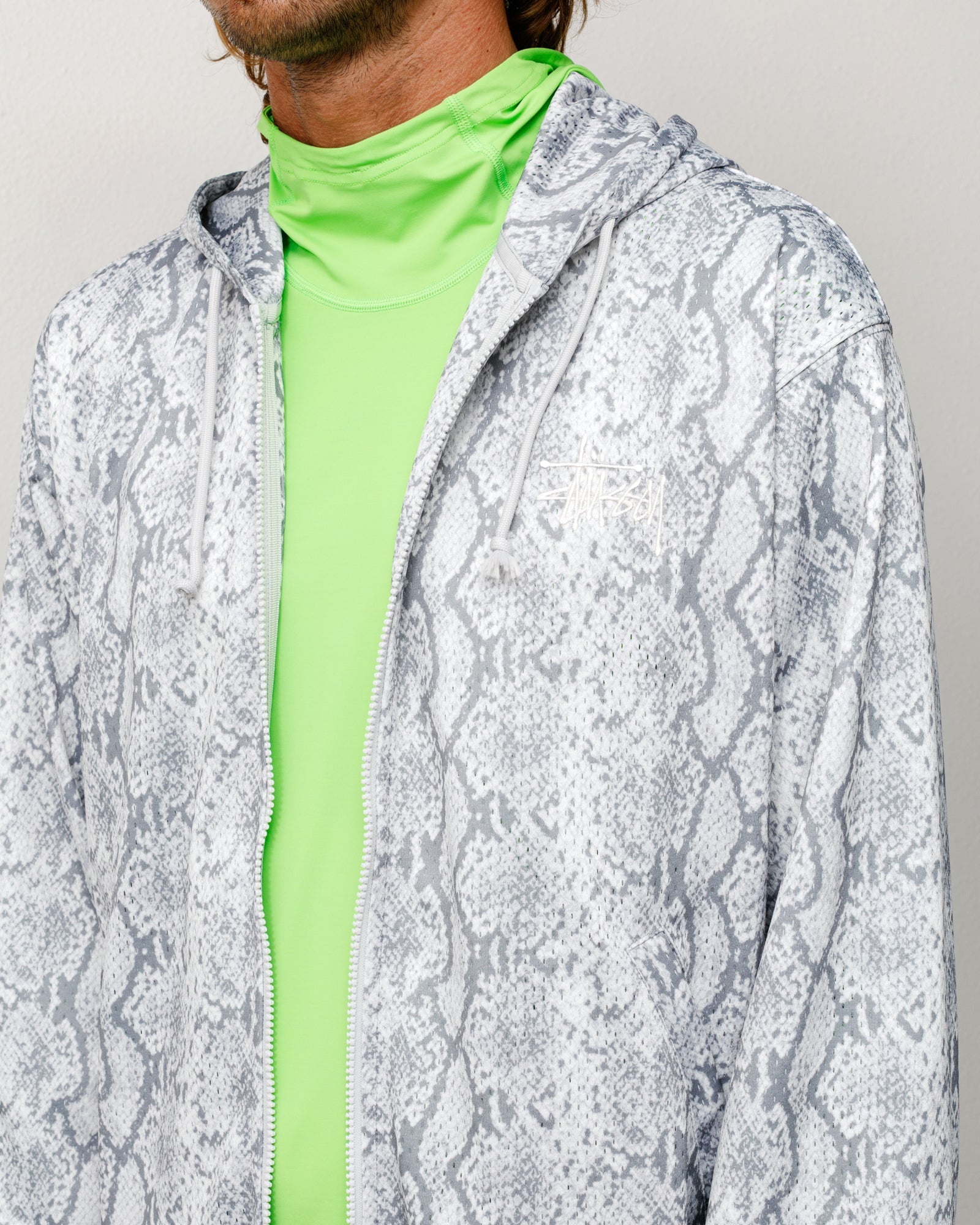 ATHLETIC MESH ZIP HOOD