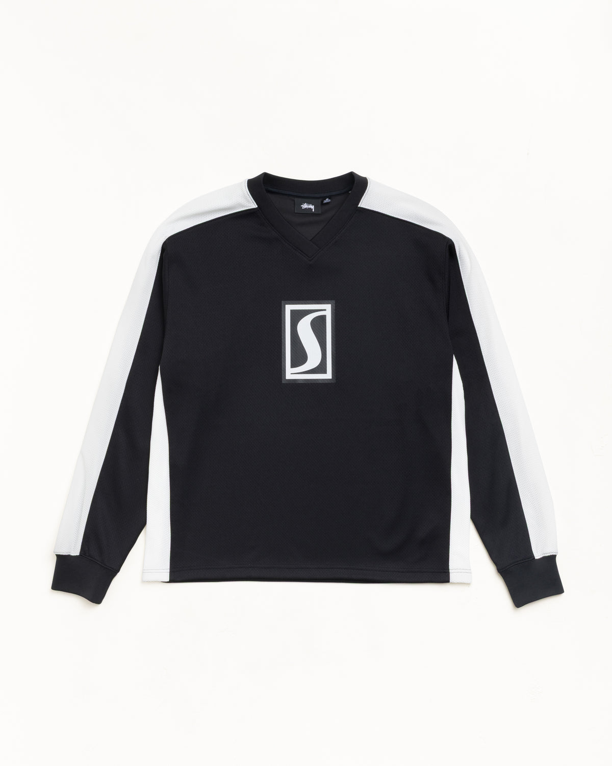 hero:main:collection:new-arrivals,pants,outerwear,shorts,denim,shirts,sweats,all,all-products,swim,hoodies,zip-ups,crew-sweats,sweatpants,boardshorts,one-piece-bikinis,graphics,basic-stussy-tees,caps,beanies,bucket-hats,new-era,button-ups,jerseys,thermals,trunks,cargos,bags,belts,wearables,gear,bottoms,basic-stussy-sweats,big-ol,buttons-ups,carpenters-cargos,classics,jackets,knits,mens-swim,new-era-headwear,slim,womens-swim,tops-shirts,denim-jeans,sunglasses,tees