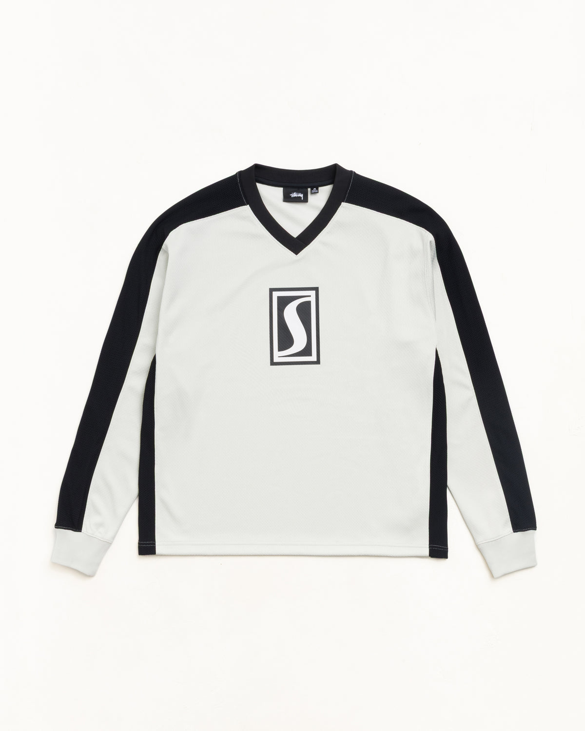 hero:main:collection:new-arrivals,pants,outerwear,shorts,denim,shirts,sweats,all,all-products,swim,hoodies,zip-ups,crew-sweats,sweatpants,boardshorts,one-piece-bikinis,graphics,basic-stussy-tees,caps,beanies,bucket-hats,new-era,button-ups,jerseys,thermals,trunks,cargos,bags,belts,wearables,gear,bottoms,basic-stussy-sweats,big-ol,buttons-ups,carpenters-cargos,classics,jackets,knits,mens-swim,new-era-headwear,slim,womens-swim,tops-shirts,denim-jeans,sunglasses,tees