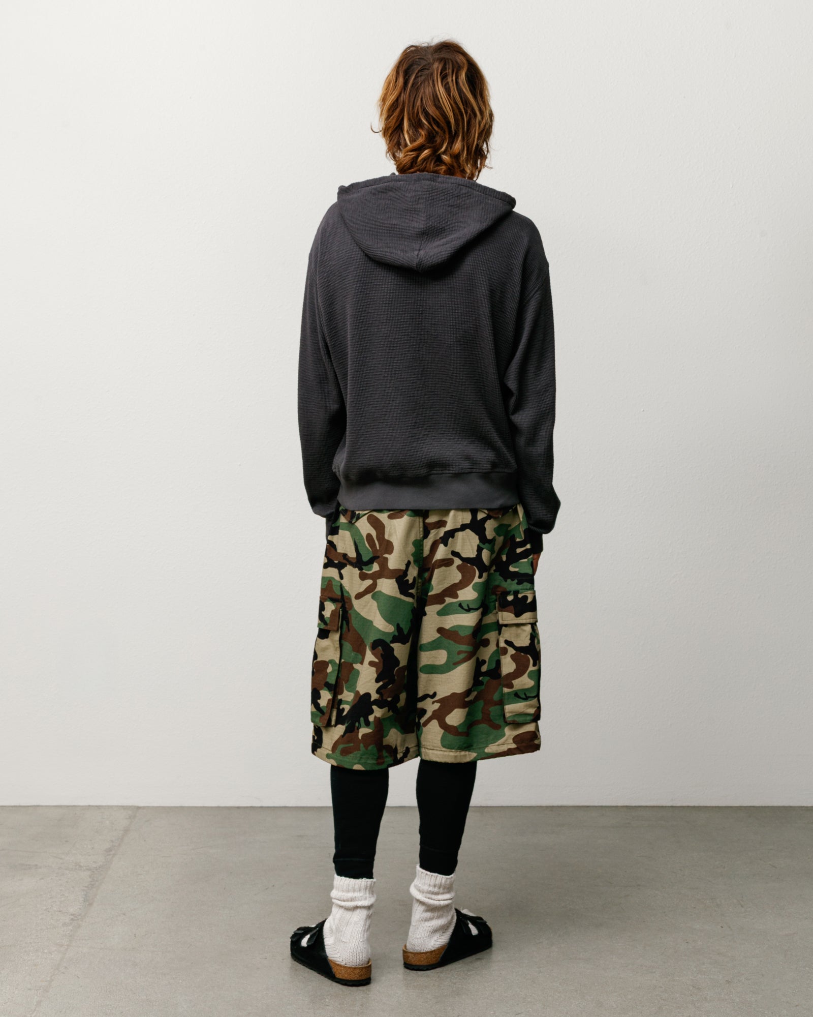 LIGHT WEIGHT THERMAL HOOD