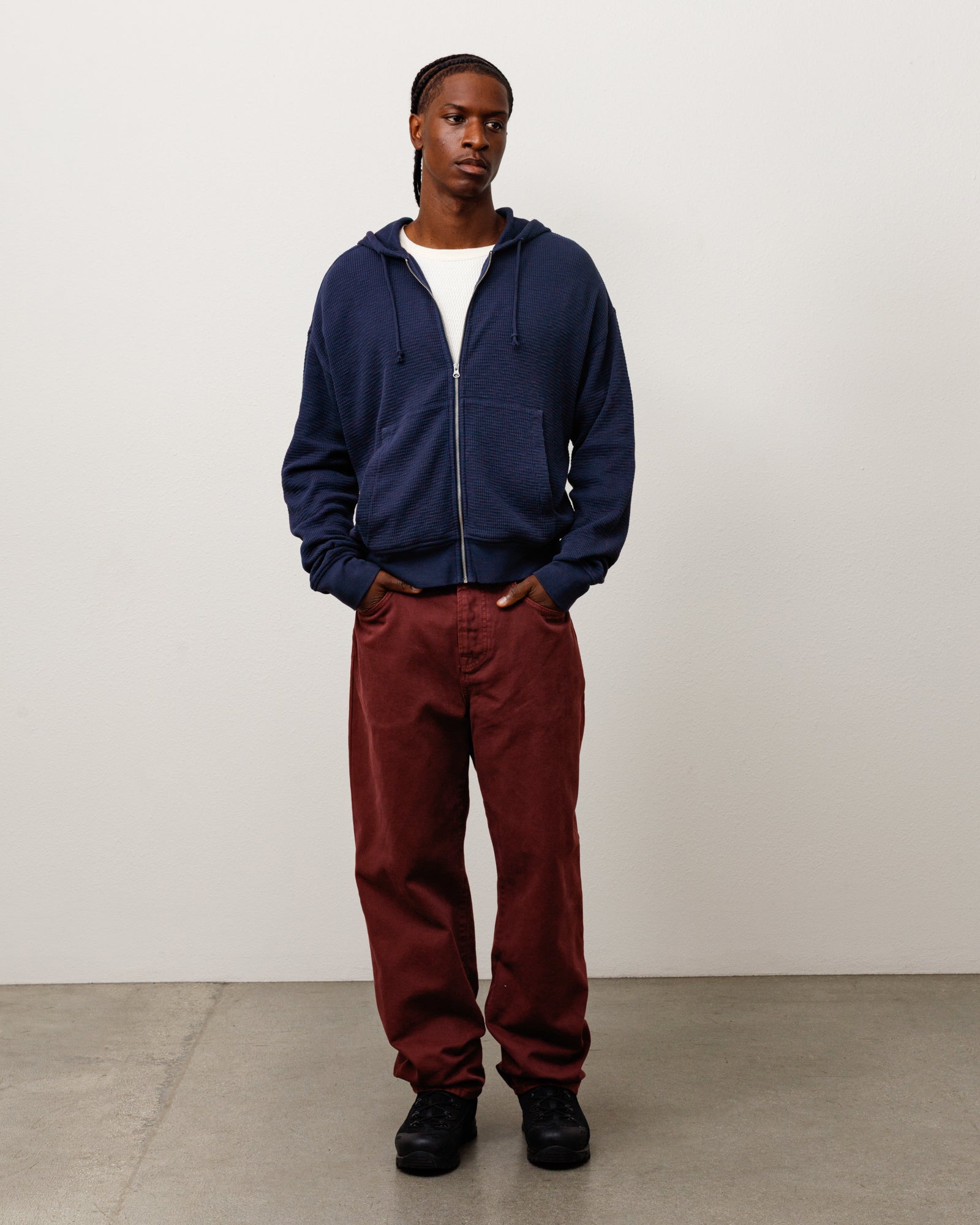 LIGHT WEIGHT THERMAL HOOD