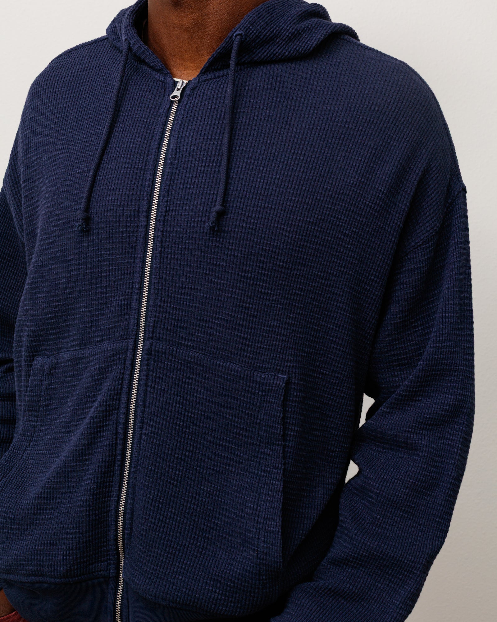 LIGHT WEIGHT THERMAL HOOD