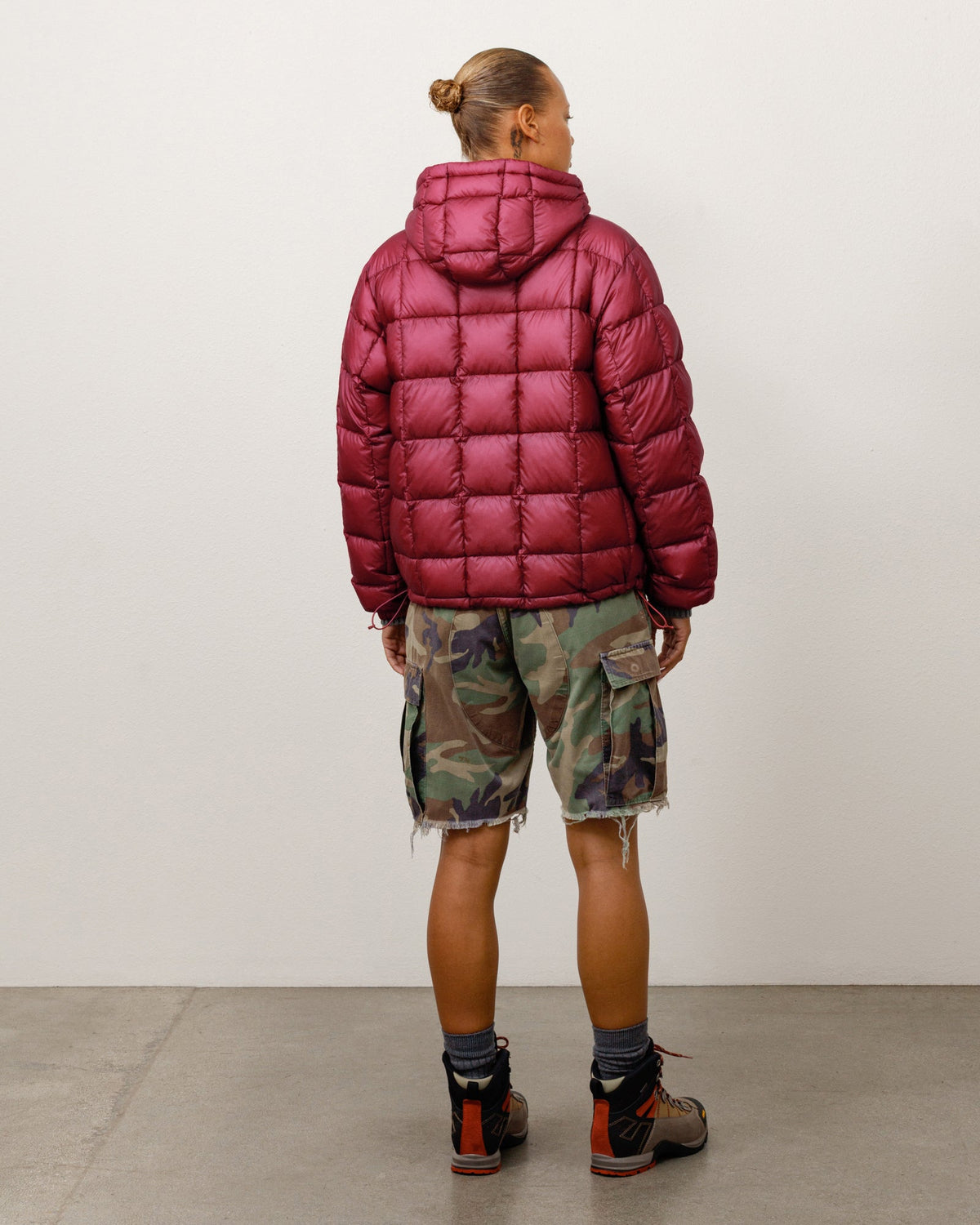 MIDWEIGHT HOODED PUFFER
