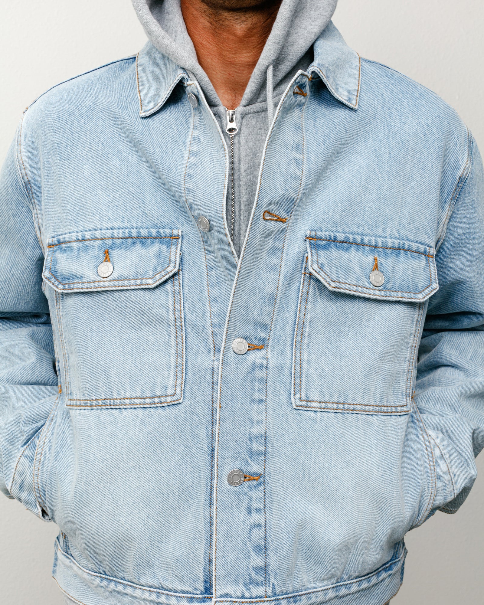 TRUCKER DENIM