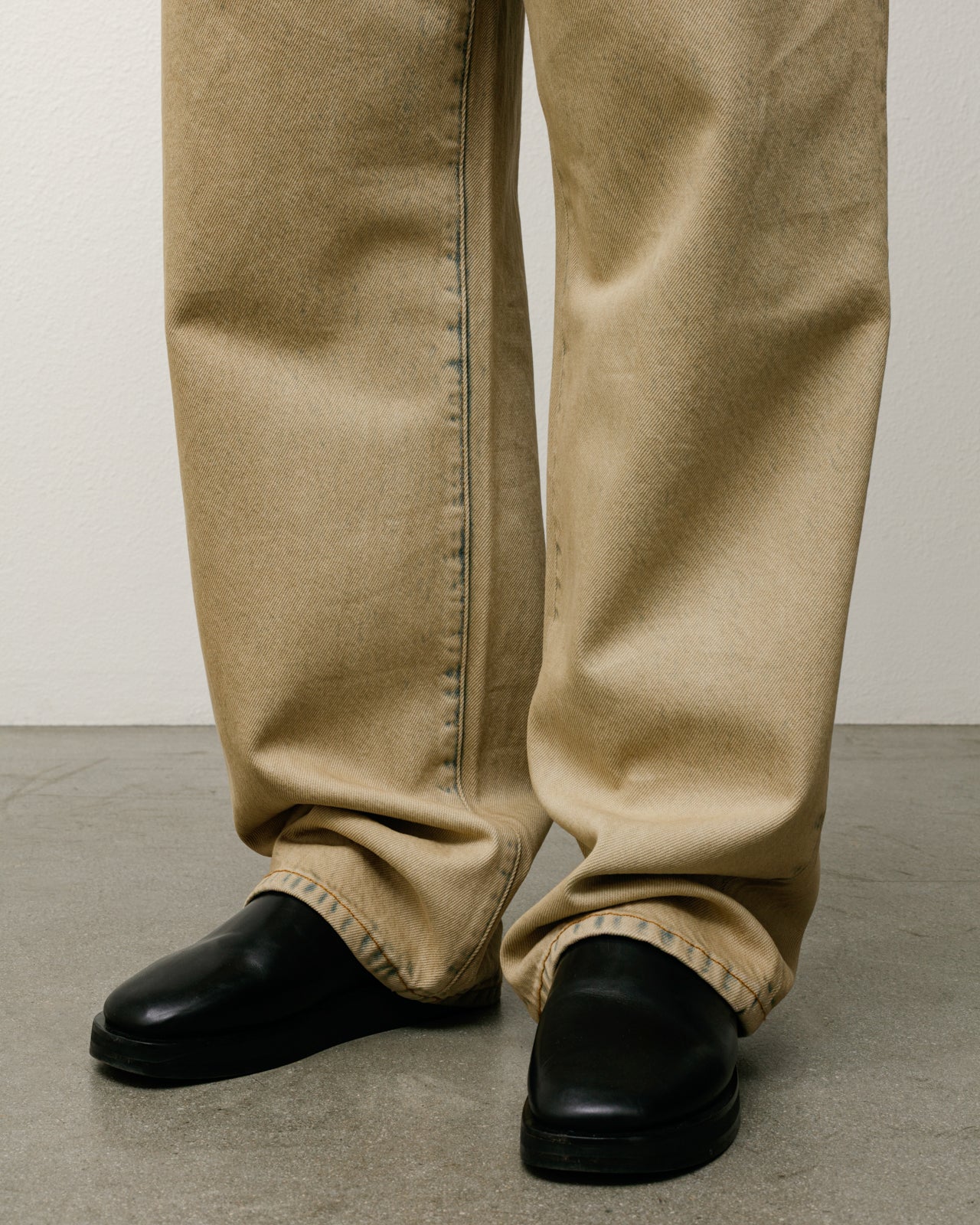 BIG OL JEANS RESIN DENIM