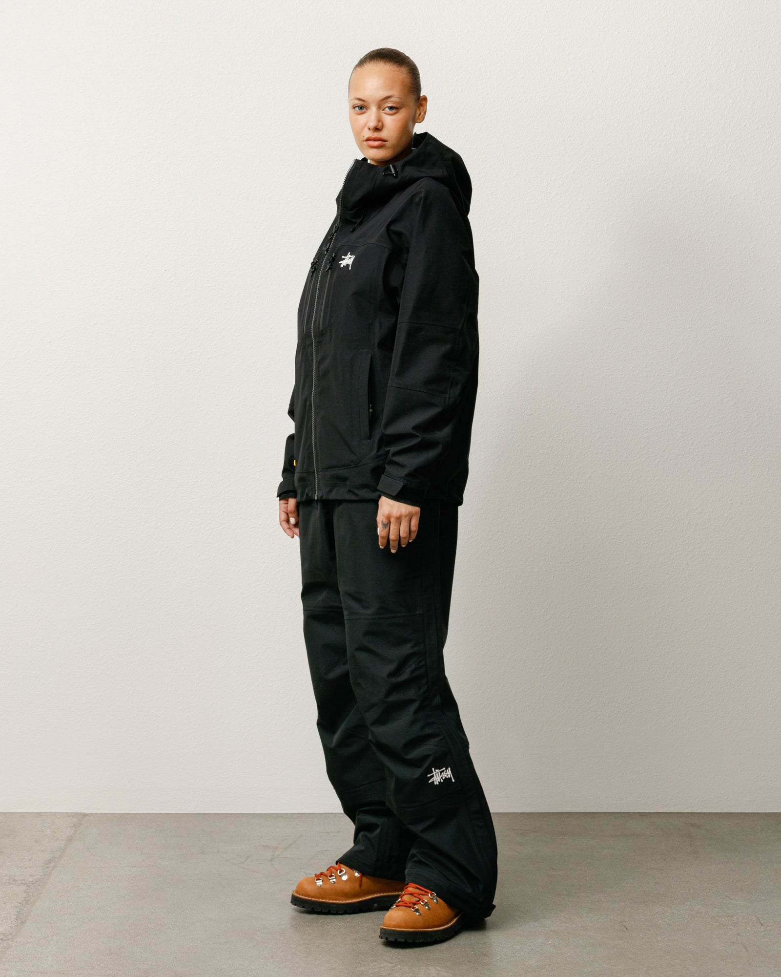 Gore-tex Bib Mens Regular In Black
