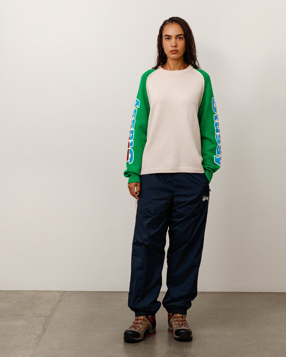 SIDE STRIPE TRACK PANT