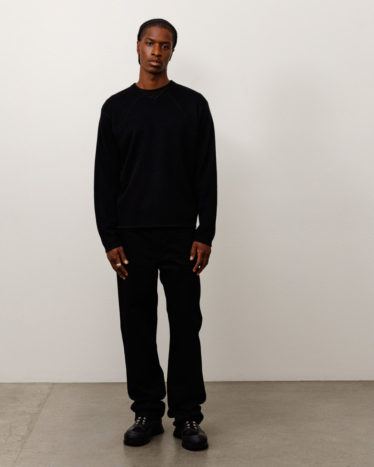 WAVE KNIT SWEATER