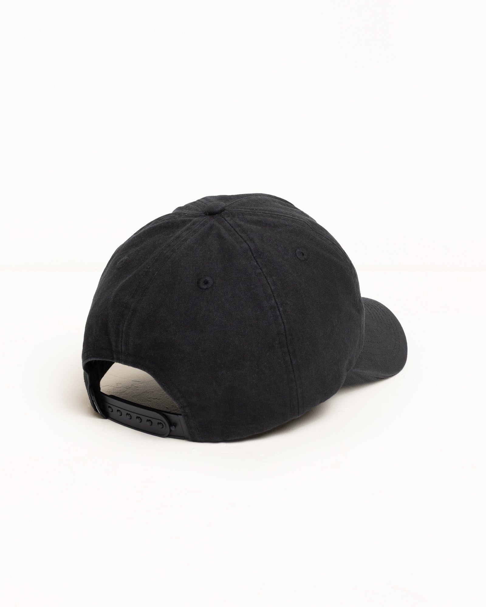 Mid-Depth Workgear Waxed Snapback – Black | Headwear | Stüssy
