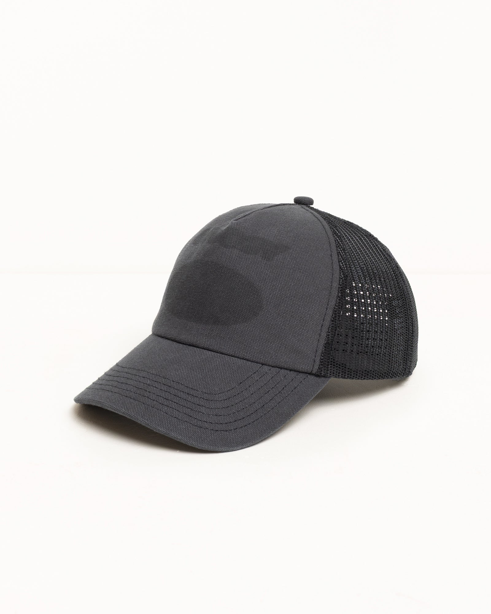 HC GHOST LOGO TRUCKER