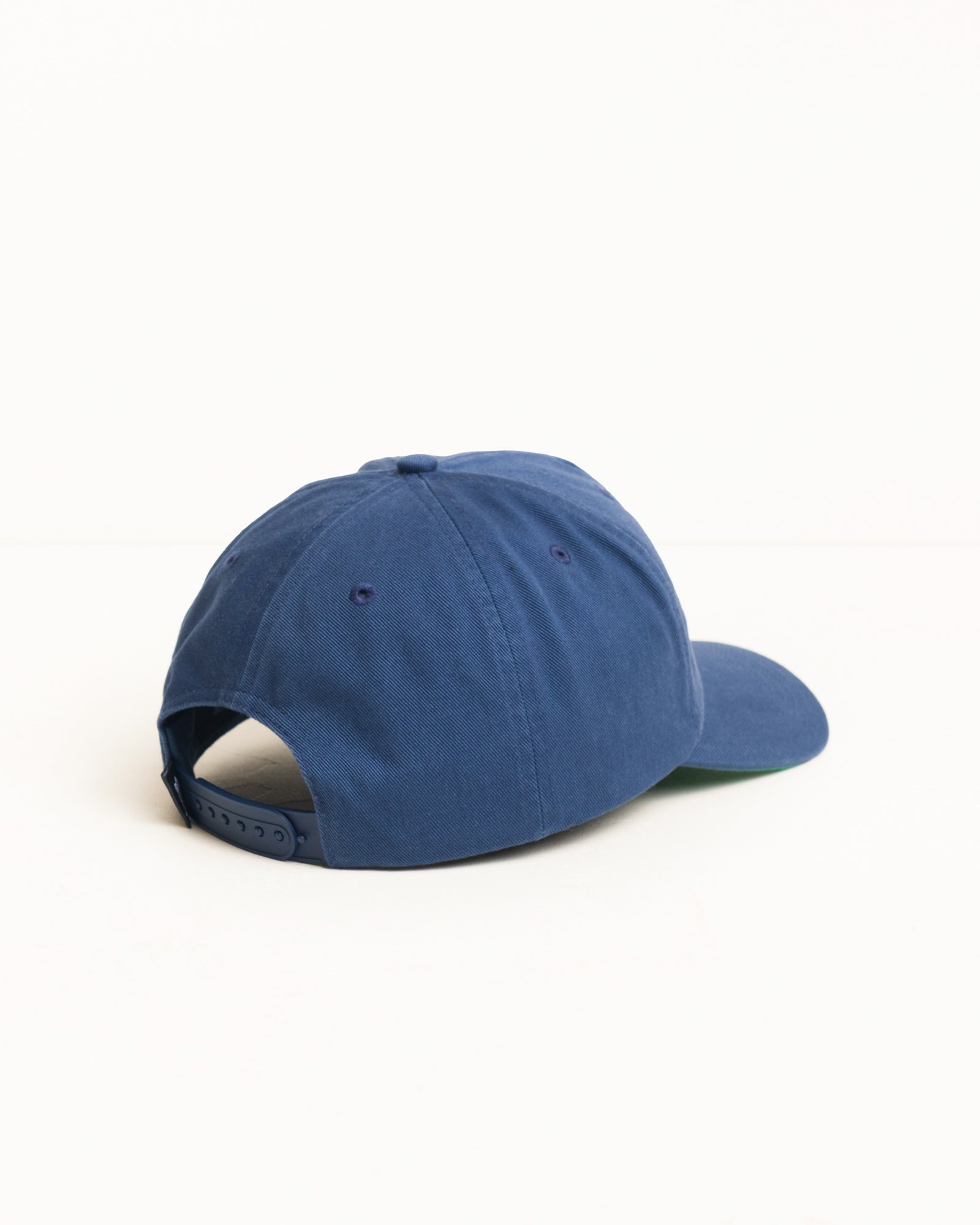 BIG STOCK MID DEPTH CAP