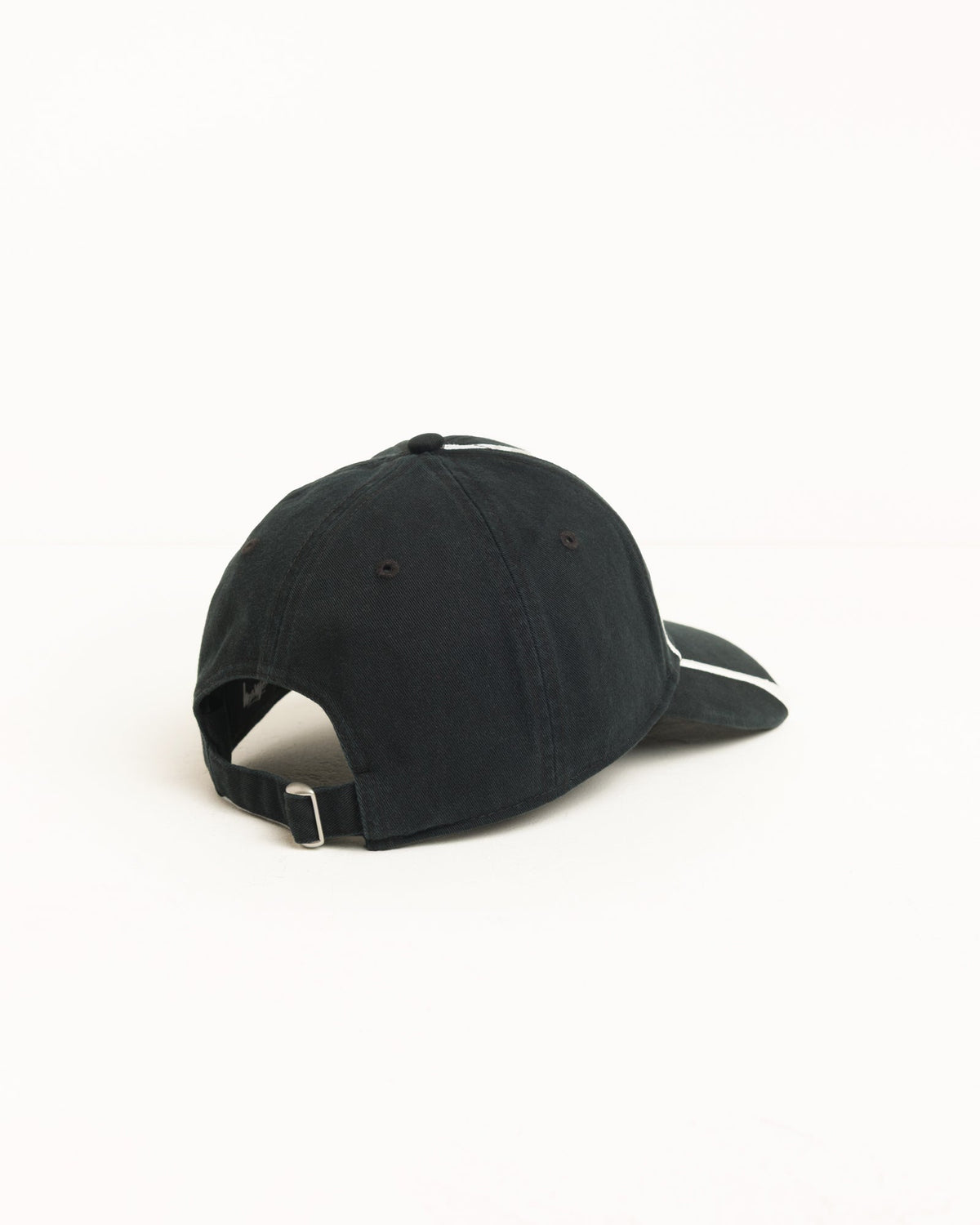 LP S OVAL STRAPBACK CAP