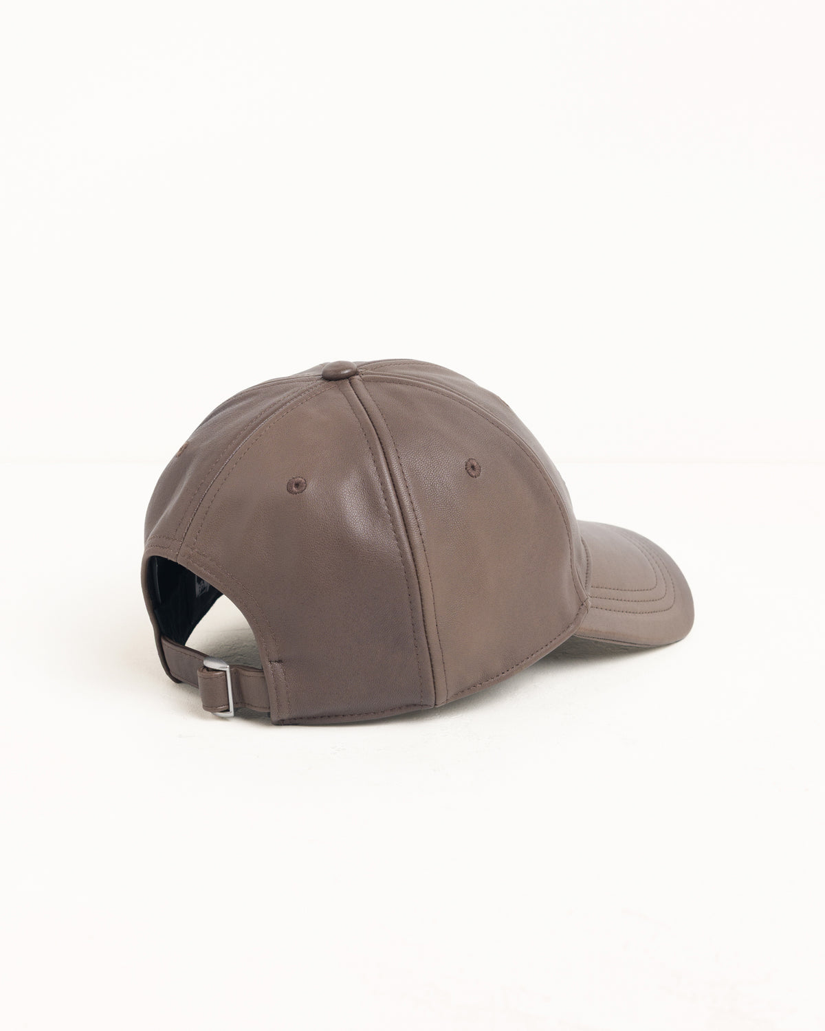 LP ATHL LEATHER STRAPBACK CAP