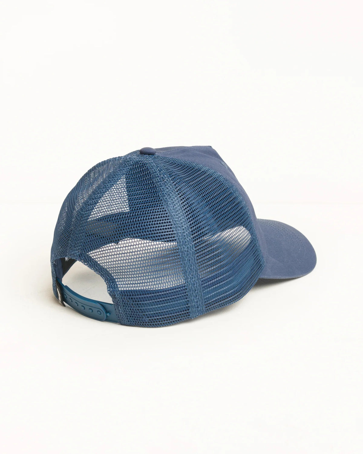 TRUCKER CRUSIVE STITCH CAP