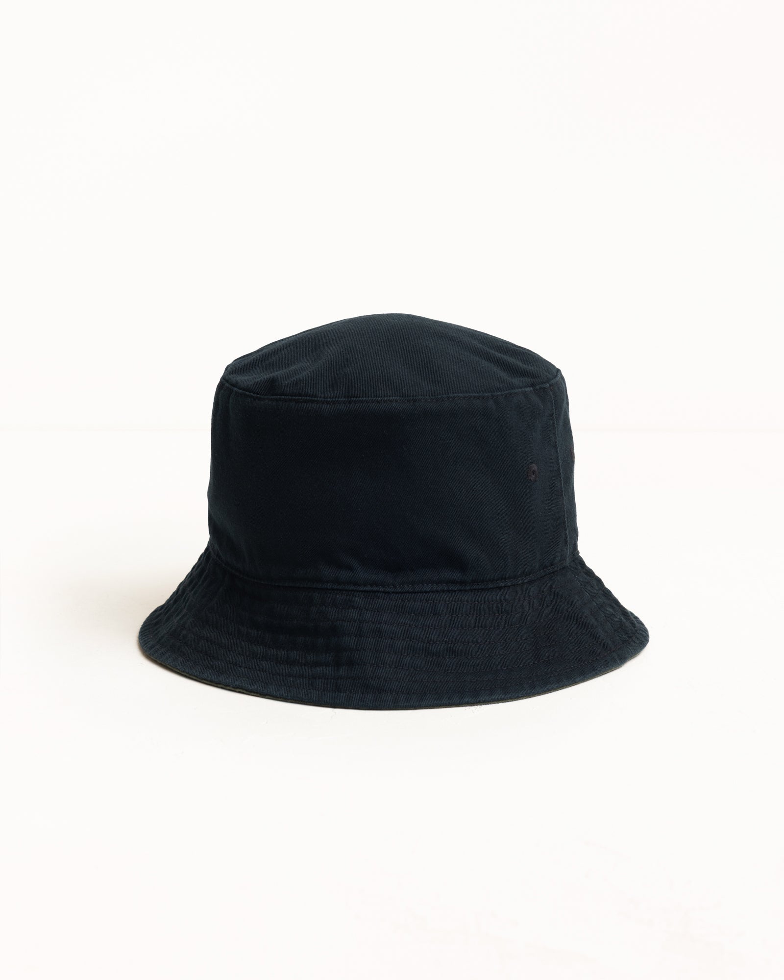 帽子 STUSSY REVERSIBLE STOCK BUCKET HAT L/XL Reversible Stock Bucket Hat – Black/Olive | Headwear | Stüssy