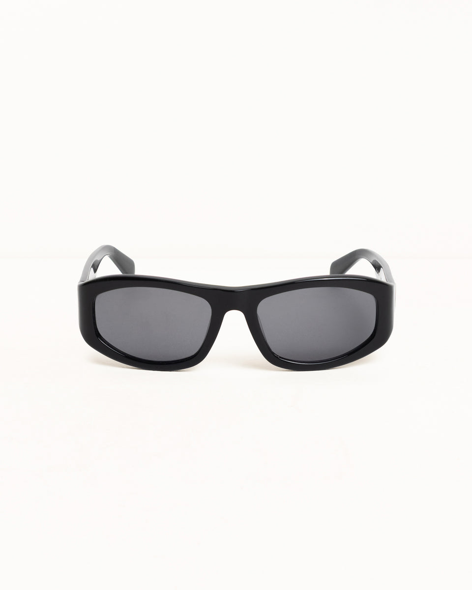 hero:main:collection:new-arrivals,pants,outerwear,shorts,denim,shirts,sweats,all,all-products,swim,hoodies,zip-ups,crew-sweats,sweatpants,boardshorts,one-piece-bikinis,graphics,basic-stussy-tees,caps,beanies,bucket-hats,new-era,button-ups,jerseys,thermals,trunks,cargos,bags,belts,wearables,gear,bottoms,basic-stussy-sweats,big-ol,buttons-ups,carpenters-cargos,classics,jackets,knits,mens-swim,new-era-headwear,slim,womens-swim,tops-shirts,denim-jeans,sunglasses,tees