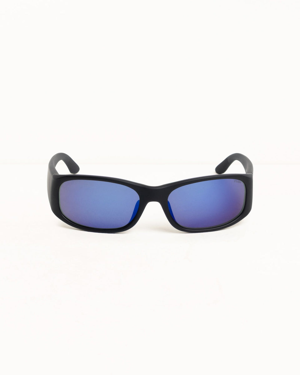 hero:main:collection:new-arrivals,pants,outerwear,shorts,denim,shirts,sweats,all,all-products,swim,hoodies,zip-ups,crew-sweats,sweatpants,boardshorts,one-piece-bikinis,graphics,basic-stussy-tees,caps,beanies,bucket-hats,new-era,button-ups,jerseys,thermals,trunks,cargos,bags,belts,wearables,gear,bottoms,basic-stussy-sweats,big-ol,buttons-ups,carpenters-cargos,classics,jackets,knits,mens-swim,new-era-headwear,slim,womens-swim,tops-shirts,denim-jeans,sunglasses,tees