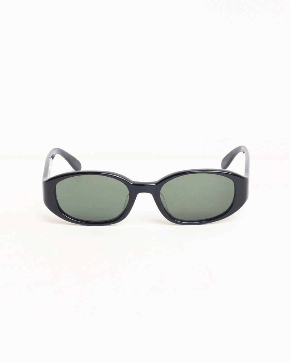 hero:main:collection:new-arrivals,pants,outerwear,shorts,denim,shirts,sweats,all,all-products,swim,hoodies,zip-ups,crew-sweats,sweatpants,boardshorts,one-piece-bikinis,graphics,basic-stussy-tees,caps,beanies,bucket-hats,new-era,button-ups,jerseys,thermals,trunks,cargos,bags,belts,wearables,gear,bottoms,basic-stussy-sweats,big-ol,buttons-ups,carpenters-cargos,classics,jackets,knits,mens-swim,new-era-headwear,slim,womens-swim,tops-shirts,denim-jeans,sunglasses,tees