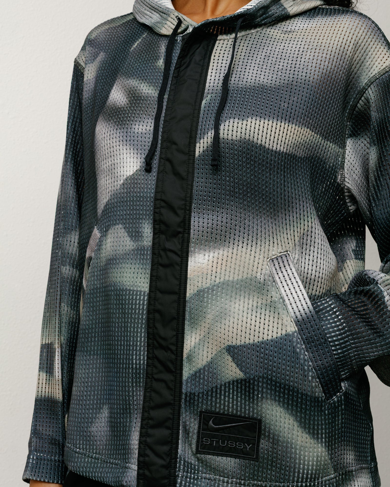 STÜSSY & NIKE MESH HOODIE